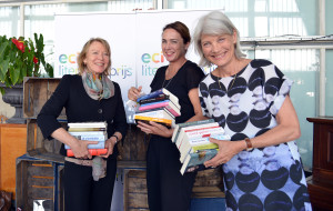 V.l.n.r.: Winnie Sorgdrager, Danielle Serdijn en juryvoorzitter Andrée van Es