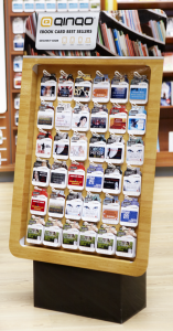 Op boekenbeurzen in Nederland en Duitsland heeft QINQO haar zelfontwikkelde QINQO Qredit Point™ gedemonstreerd waarmee klanten tegoedkaarten kunnen uitprinten.