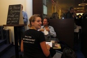 David Mulder maakte van elke bericht een gedicht. Foto: Peter le Nobel