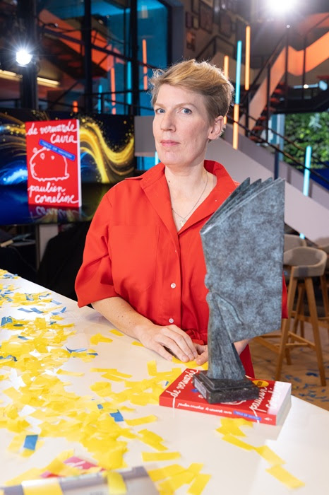 De verwarde cavia – Terug op kantoor van Paulien Cornelisse wint NS Publieksprijs 2025